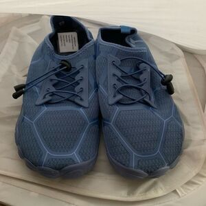 Josaywin Men’s Water Shoes Blue Barefoot Size 44 10.5 Aqua Socks *New*
